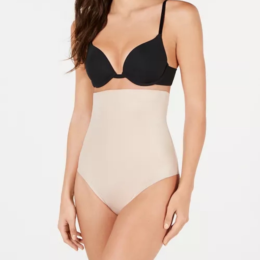 SPANX Suit Your Fancy High-Waisted Thong Size Small